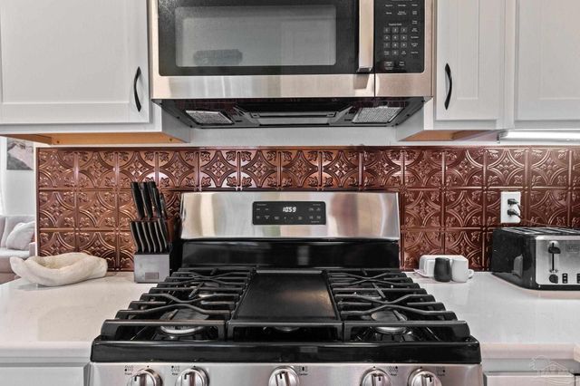 507 E Pine St, Atmore, AL 36502