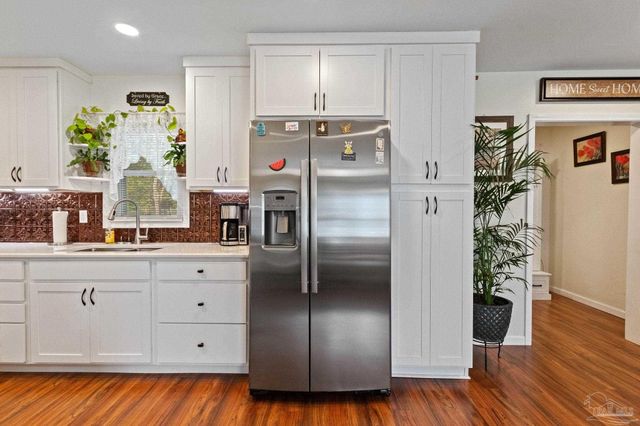 507 E Pine St, Atmore, AL 36502