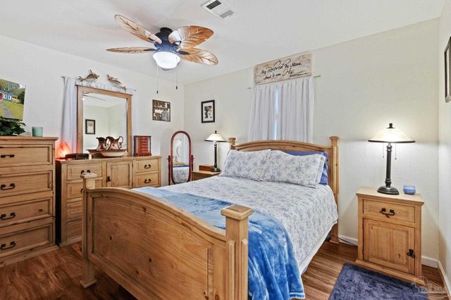 507 E Pine St, Atmore, AL 36502