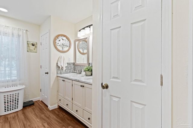 507 E Pine St, Atmore, AL 36502