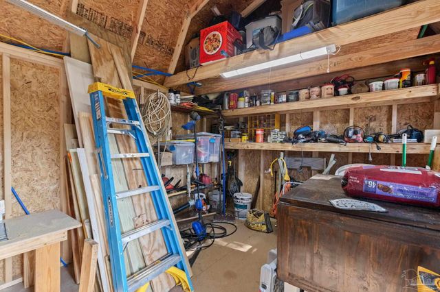 507 E Pine St, Atmore, AL 36502