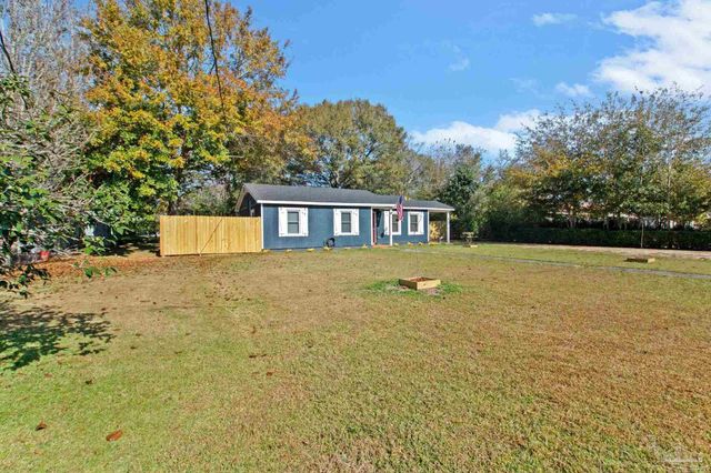 507 E Pine St, Atmore, AL 36502