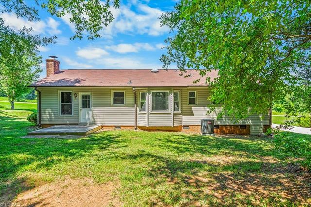 3913 Enterprise Road, Lexington, NC 27295
