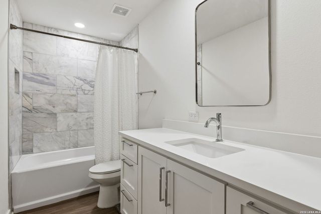 2718 Old Field Dr Apt 502, San Antonio, TX 78247