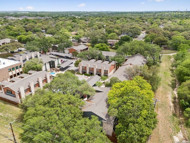 2718 Old Field Dr Apt 502, San Antonio, TX 78247