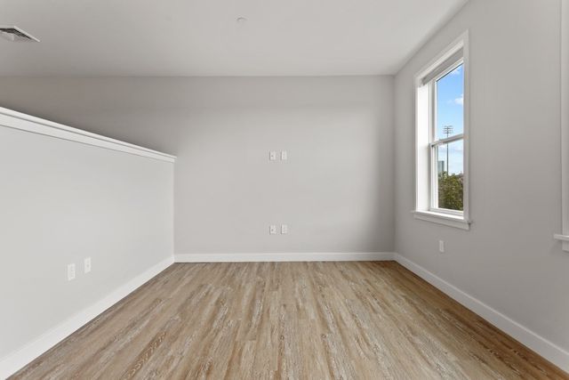 13 Shetland St 218, Boston, MA 02119