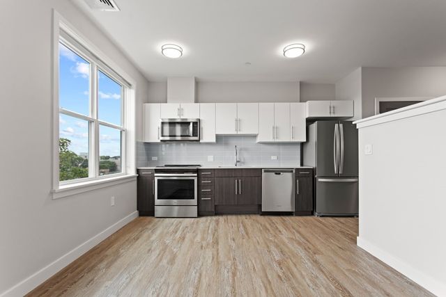 13 Shetland St 218, Boston, MA 02119