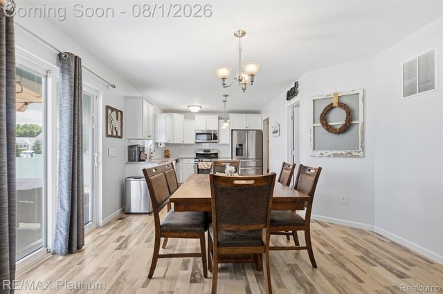 3553 Amber Oaks Drive, Howell Township, MI 48855