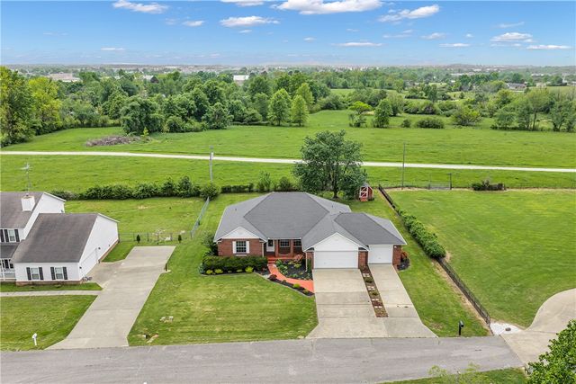 2202 W Green Acres Drive, Rogers, AR 72758