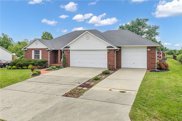 2202 W Green Acres Drive, Rogers, AR 72758