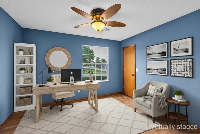 2202 W Green Acres Drive, Rogers, AR 72758