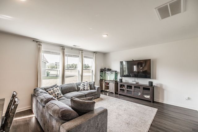 4011 Wheeler Dr, White House, TN 37188
