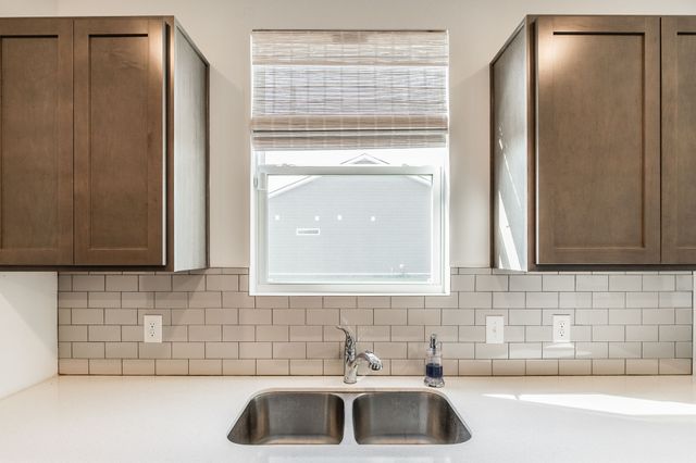 4011 Wheeler Dr, White House, TN 37188