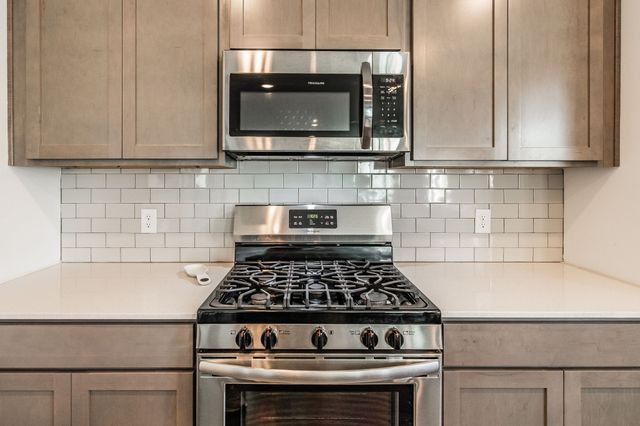 4011 Wheeler Dr, White House, TN 37188