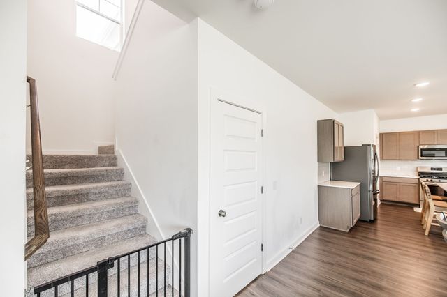 4011 Wheeler Dr, White House, TN 37188