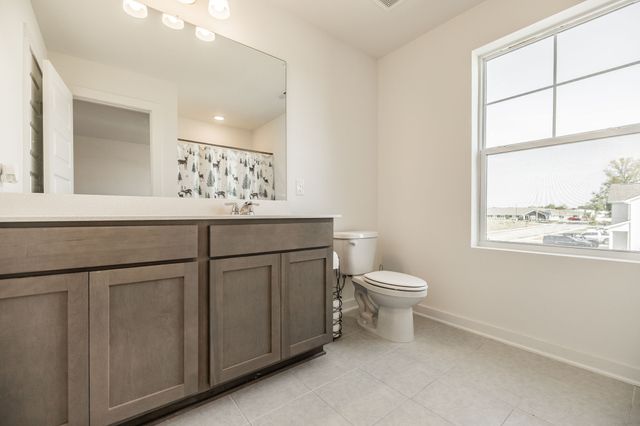 4011 Wheeler Dr, White House, TN 37188
