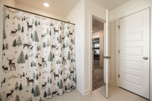 4011 Wheeler Dr, White House, TN 37188