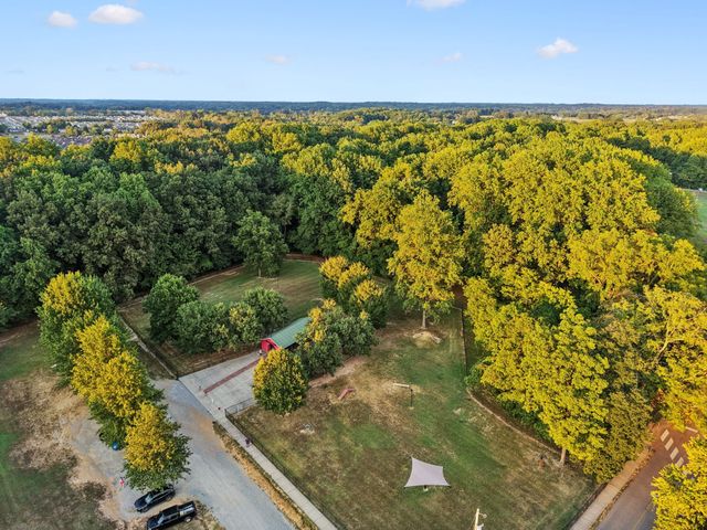4011 Wheeler Dr, White House, TN 37188