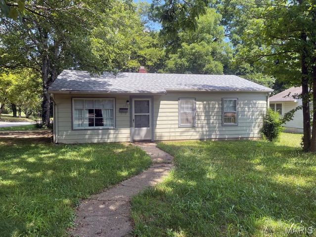 408 4th Street, Doniphan, MO 63935