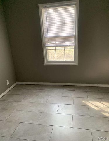 408 4th Street, Doniphan, MO 63935