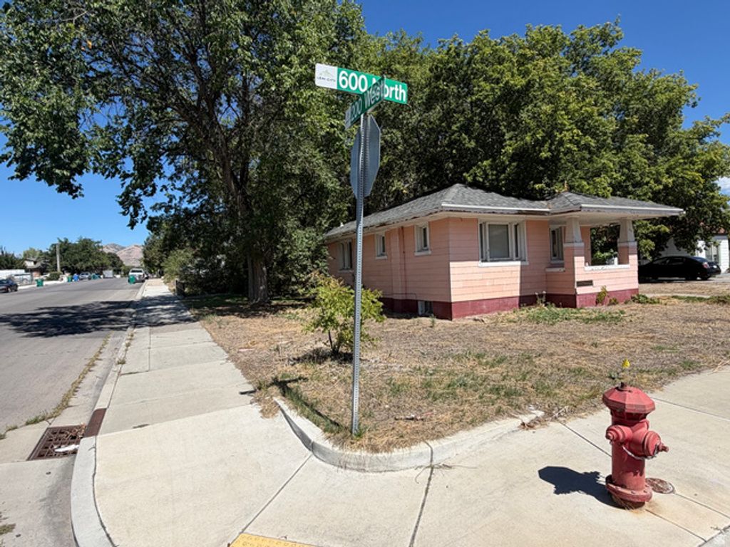 190 W 600 N, Lehi, UT 84043 — exterior