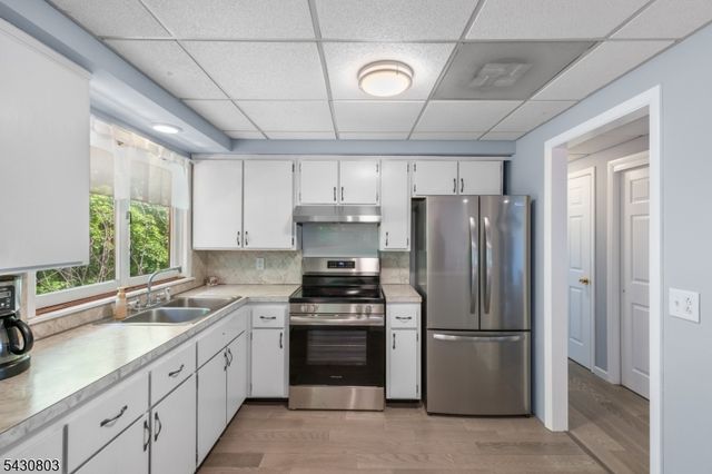 23 Sterling St, Franklin Boro, NJ 07416