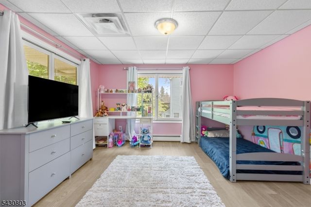 23 Sterling St, Franklin Boro, NJ 07416