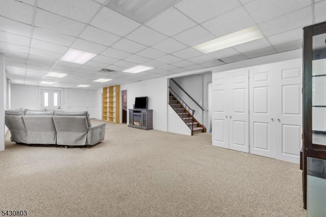 23 Sterling St, Franklin Boro, NJ 07416