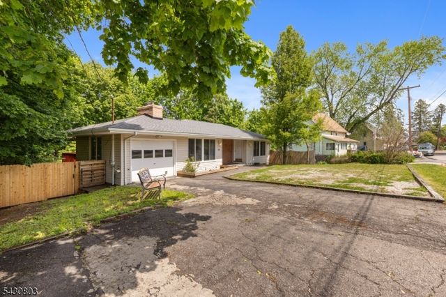 23 Sterling St, Franklin Boro, NJ 07416