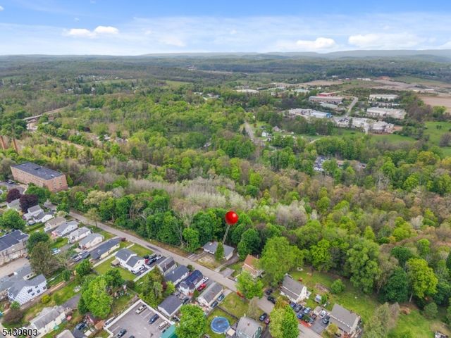 23 Sterling St, Franklin Boro, NJ 07416