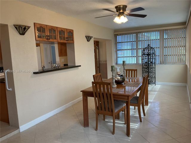 8604 NW 59th Pl, Tamarac, FL 33321
