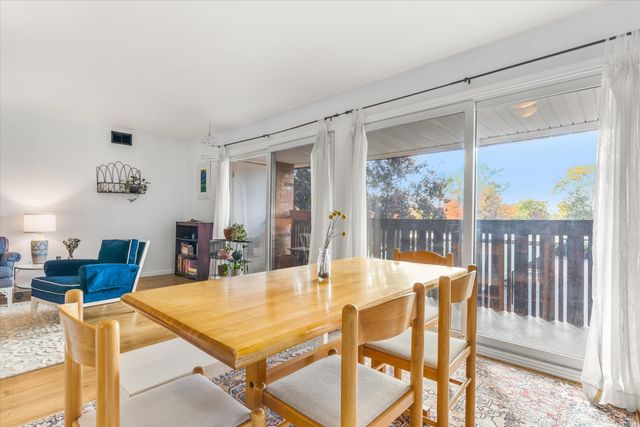 1235 S Maple Road 302, Ann Arbor, MI 48103