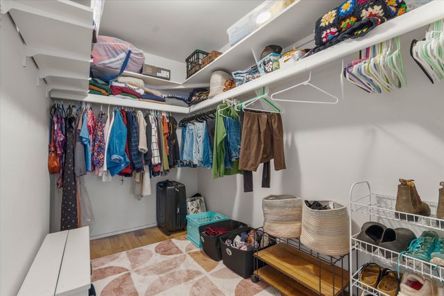 1235 S Maple Road 302, Ann Arbor, MI 48103