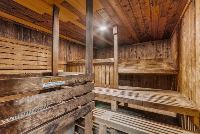 1235 S Maple Road 302, Ann Arbor, MI 48103