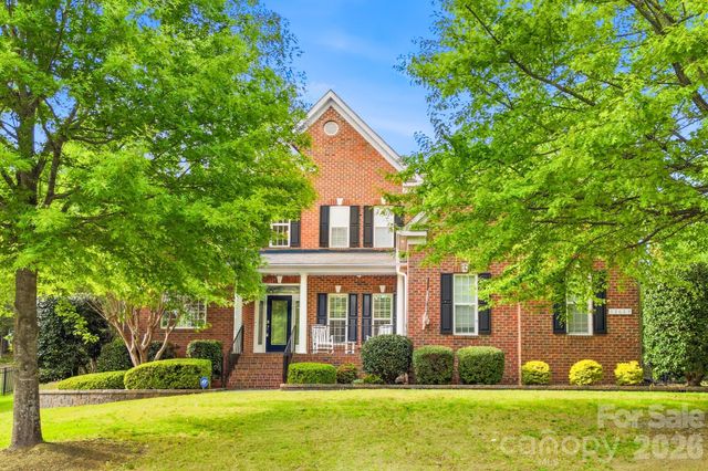 13633 Glen Abbey Drive, Charlotte, NC 28278