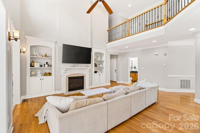 13633 Glen Abbey Drive, Charlotte, NC 28278