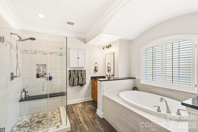 13633 Glen Abbey Drive, Charlotte, NC 28278