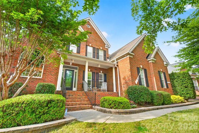 13633 Glen Abbey Drive, Charlotte, NC 28278