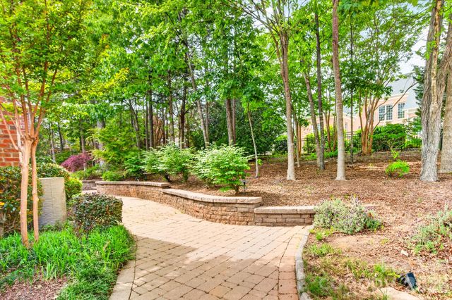 13633 Glen Abbey Drive, Charlotte, NC 28278