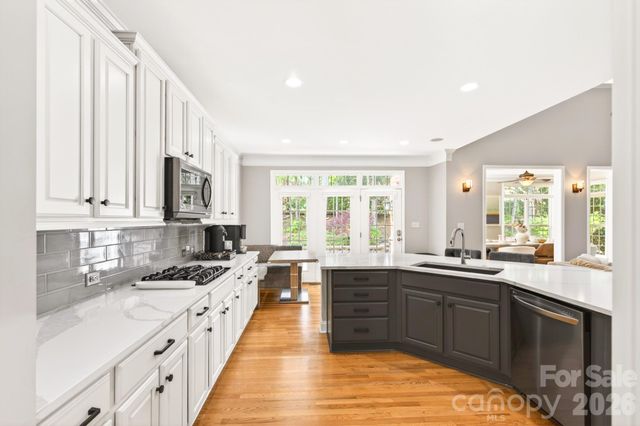 13633 Glen Abbey Drive, Charlotte, NC 28278