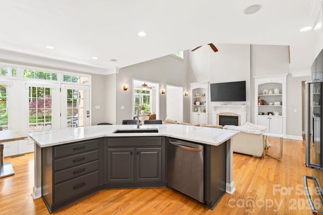 13633 Glen Abbey Drive, Charlotte, NC 28278