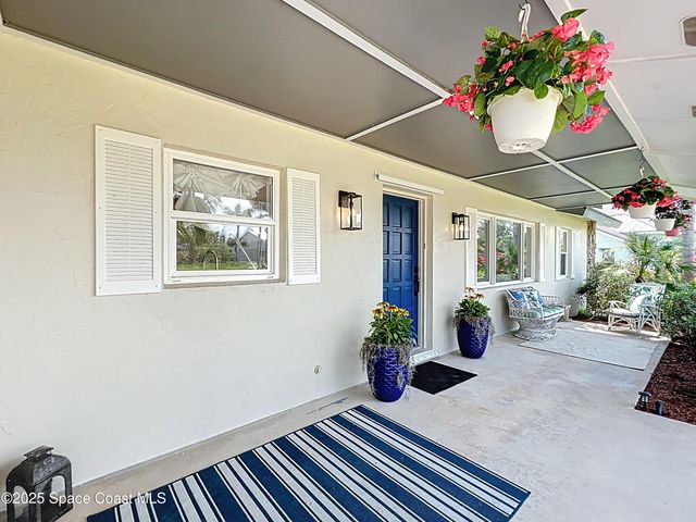 201 Woody Circle W, Melbourne Beach, FL 32951