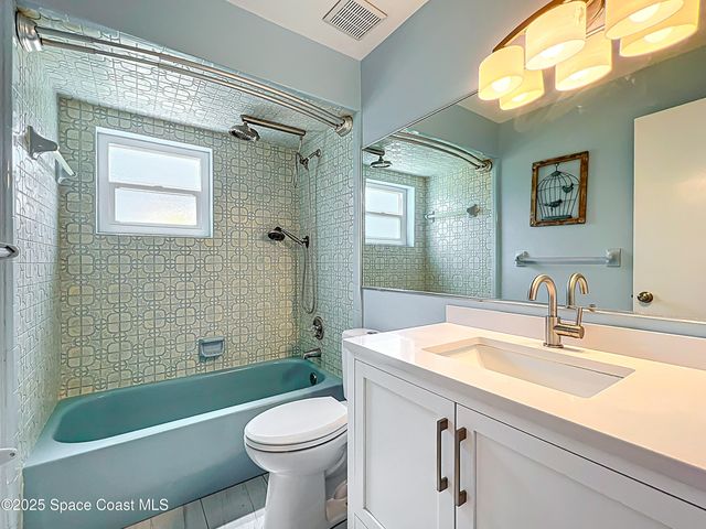 201 Woody Circle W, Melbourne Beach, FL 32951