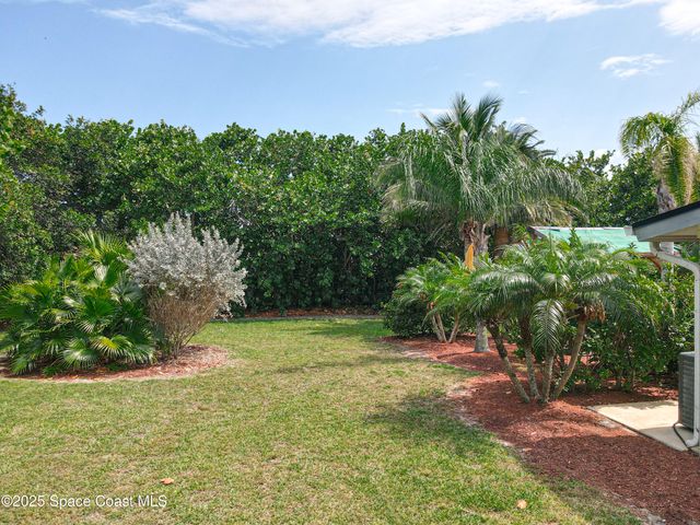 201 Woody Circle W, Melbourne Beach, FL 32951