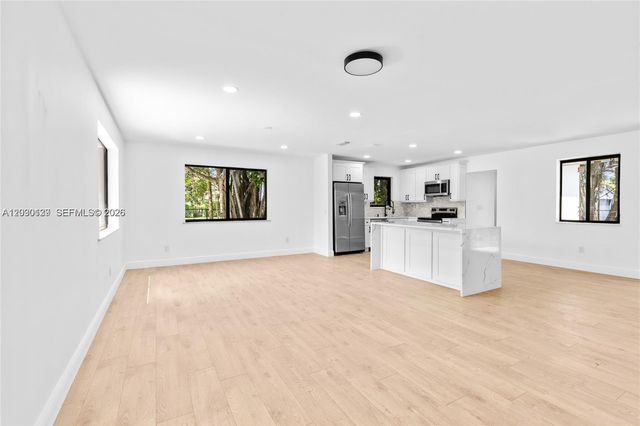14171 SW 37th Court, Davie, FL 33330