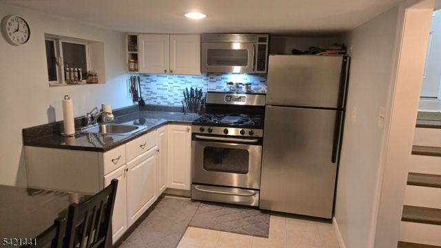 206 E Clay Ave, Roselle Park Boro, NJ 07204