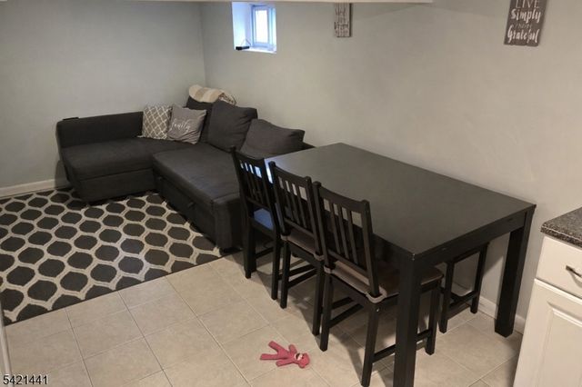 206 E Clay Ave, Roselle Park Boro, NJ 07204