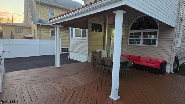 206 E Clay Ave, Roselle Park Boro, NJ 07204