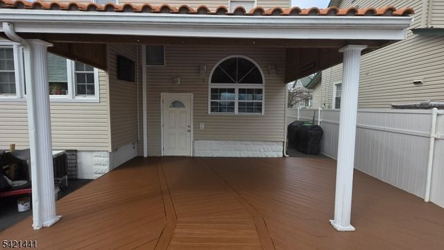206 E Clay Ave, Roselle Park Boro, NJ 07204