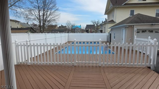 206 E Clay Ave, Roselle Park Boro, NJ 07204